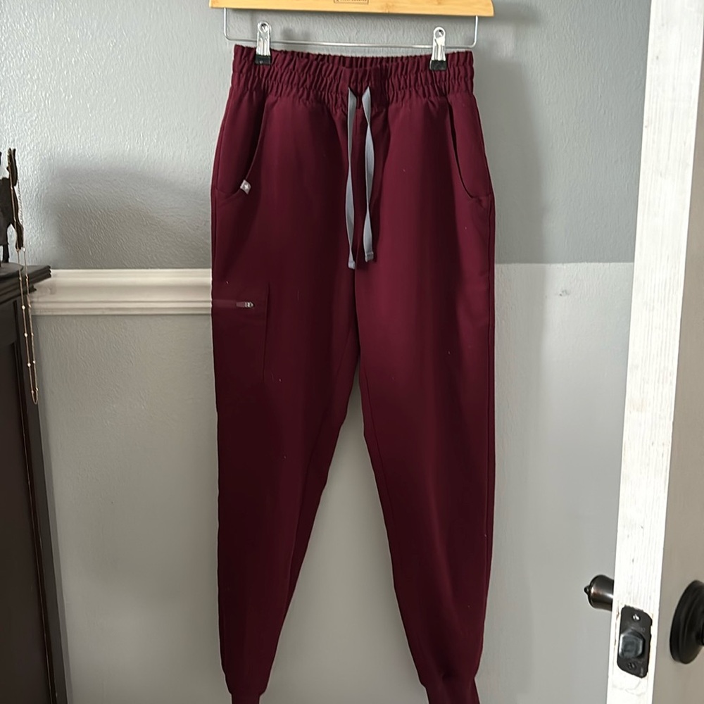 Figs Zamora Jogger Scrub Pants Burgundy #462